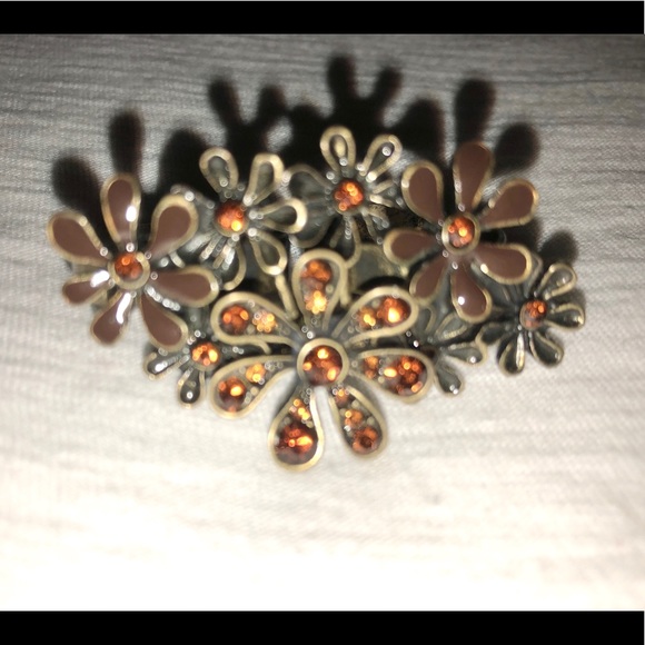 Ring - Picture 1 of 5